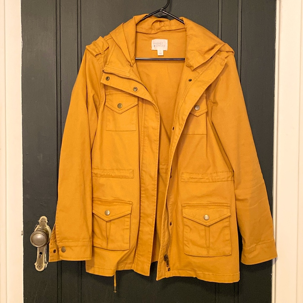 Market and Spruce coat